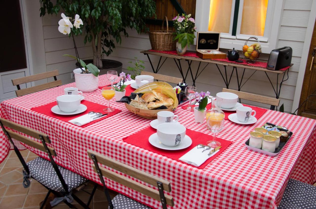 L'Isle De France Bed & Breakfast Conflans-Sainte-Honorine Exterior photo