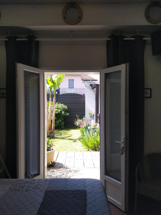 L'Isle De France Bed & Breakfast Conflans-Sainte-Honorine Exterior photo